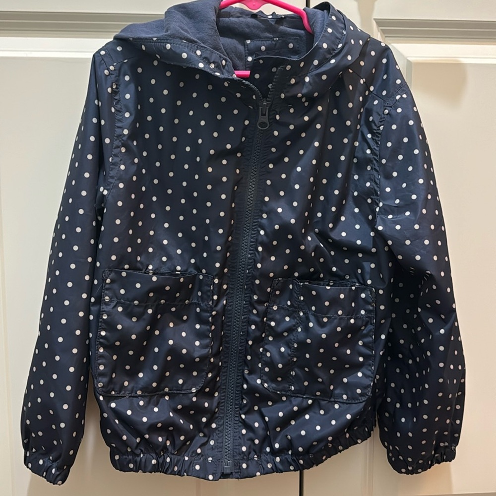 GAP Kids windbreaker or rain jacket in navy blue with white polkadots EUC
